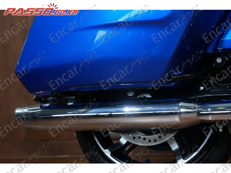 Harley-Davidson Flhx - фото 6