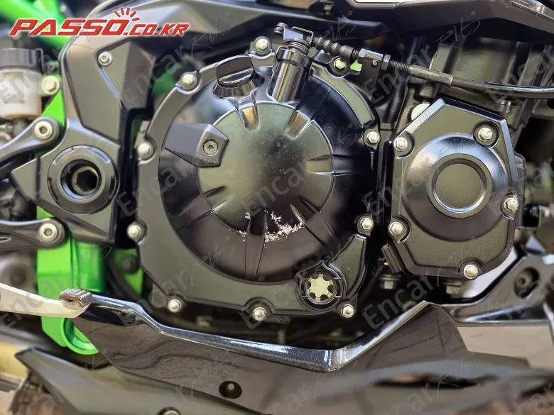Kawasaki Z 900 Abs - фото 1