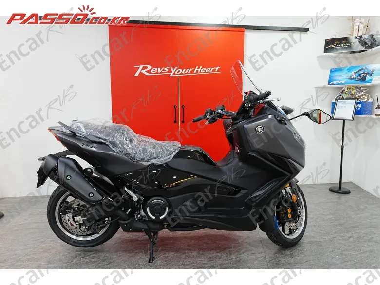 Yamaha T Max 560 - фото 0