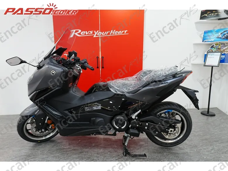 Yamaha T Max 560 - фото 1