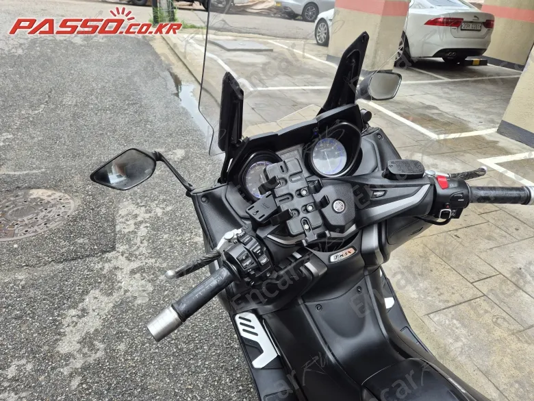 Yamaha T Max 560 - фото 3