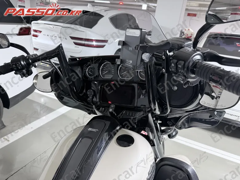Harley-Davidson Flhxs Street Glide Special - фото 3