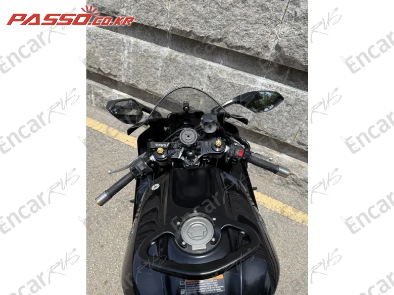 Yamaha Yzf R7 - фото 3