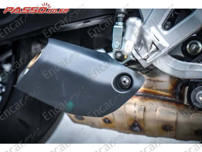 Suzuki Gsx 8 R - фото 6