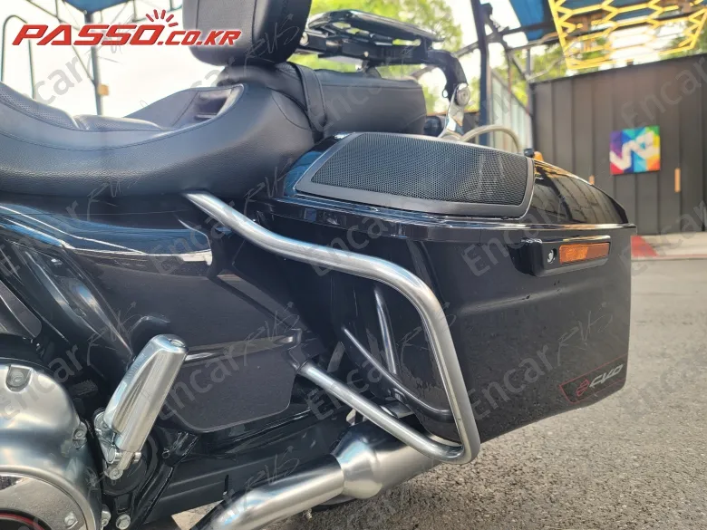Harley-Davidson Flhxse - фото 6