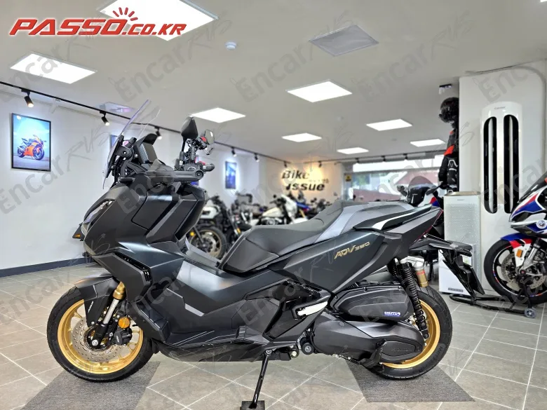 Honda Adv 350 - фото 3