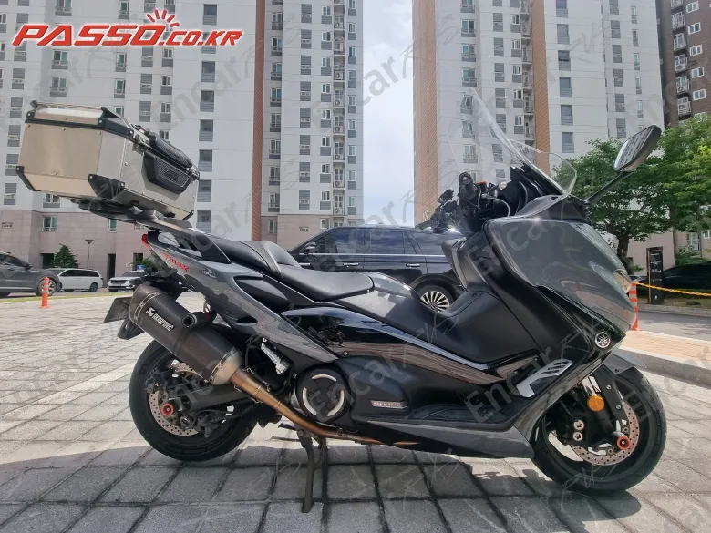 Yamaha T Max 560 - фото 0