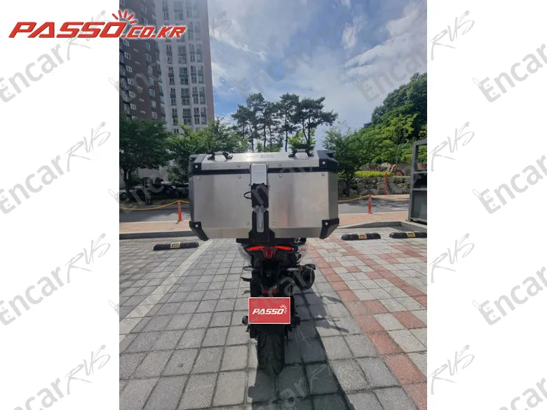 Yamaha T Max 560 - фото 2