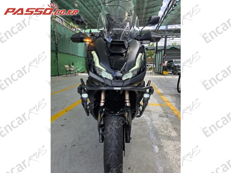 Honda Adv 350 - фото 1
