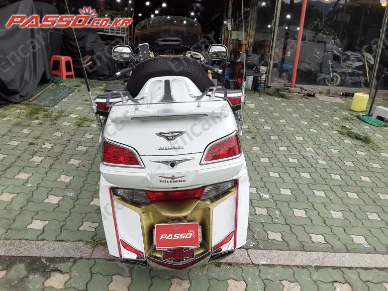Honda Goldwing 1800 - фото 2