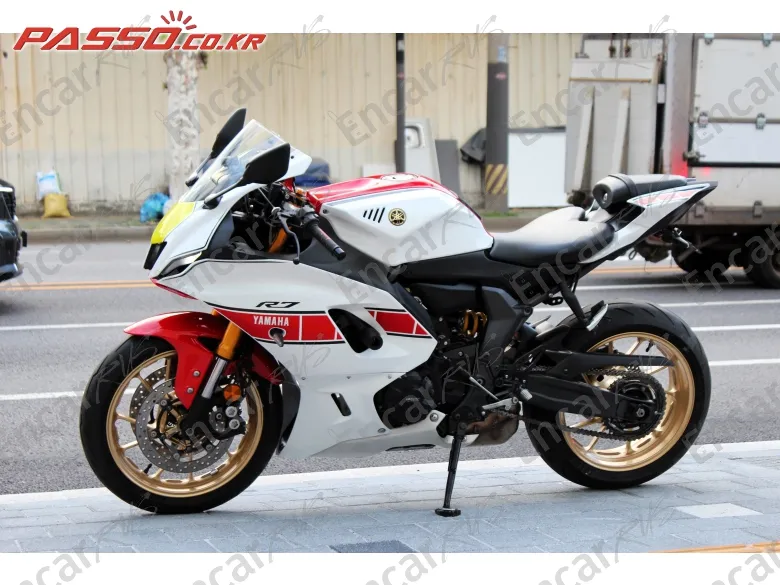 Yamaha Yzf R7 - фото 2
