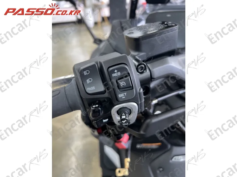 Yamaha T Max 560 - фото 3