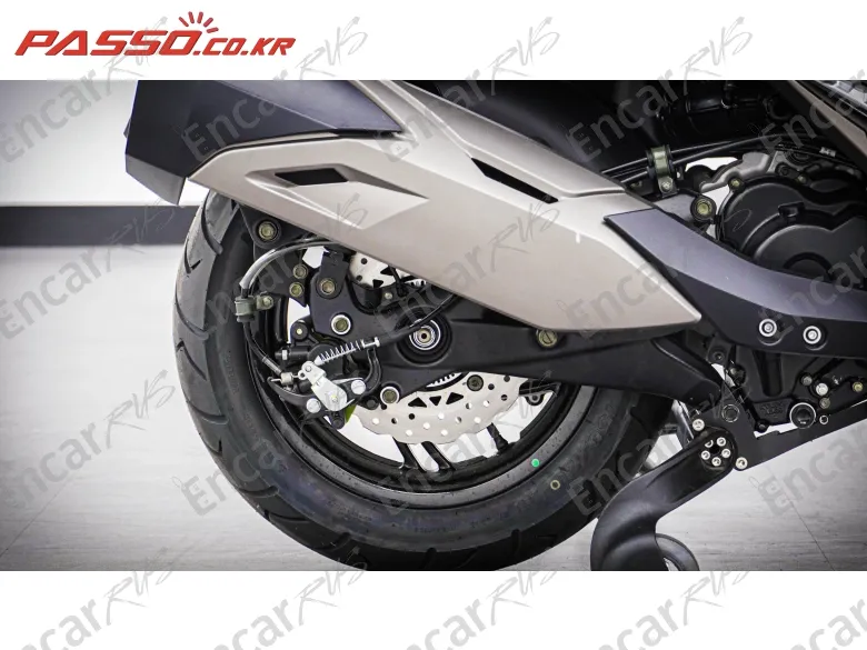 Kymco Xciting S 400 - фото 6