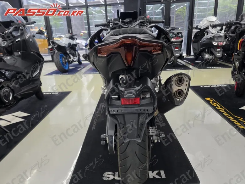 Yamaha T Max 560 - фото 2