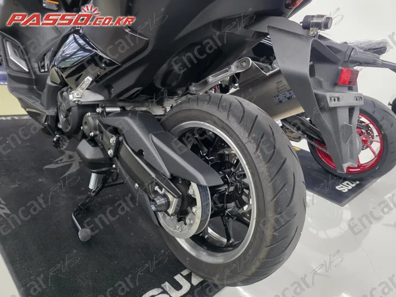 Yamaha T Max 560 - фото 4