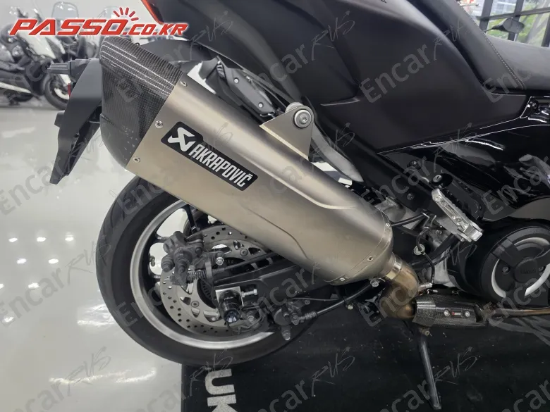 Yamaha T Max 560 - фото 6