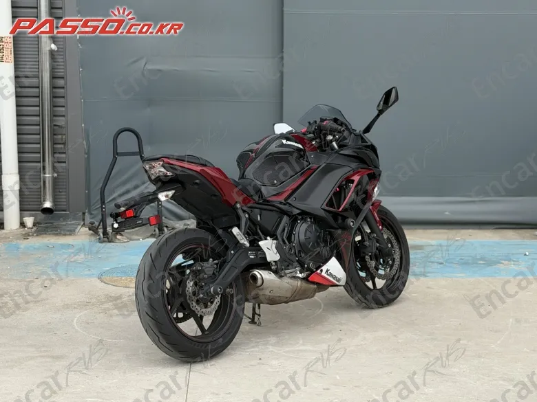Kawasaki Ninja 650 Abs - фото 6