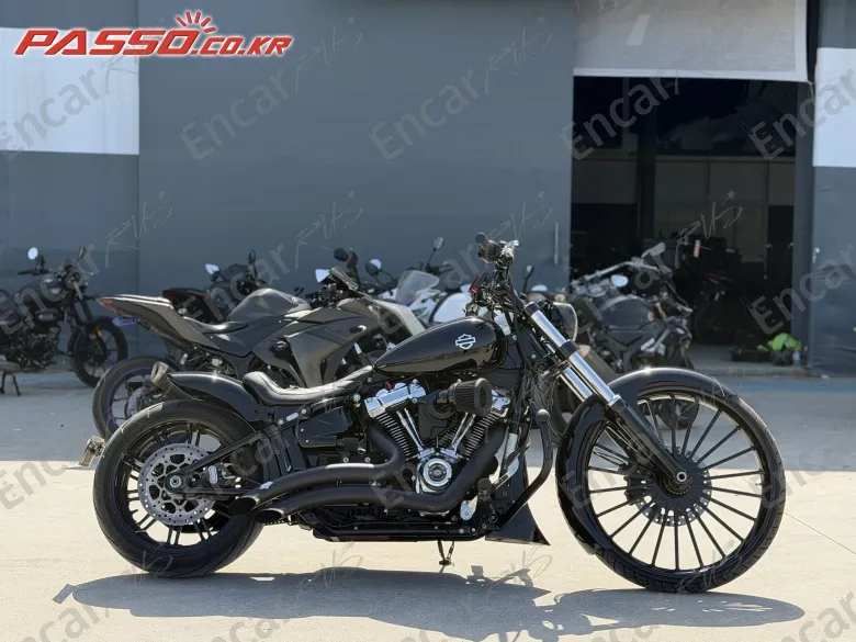 Harley-Davidson Breakout 114 - фото 0