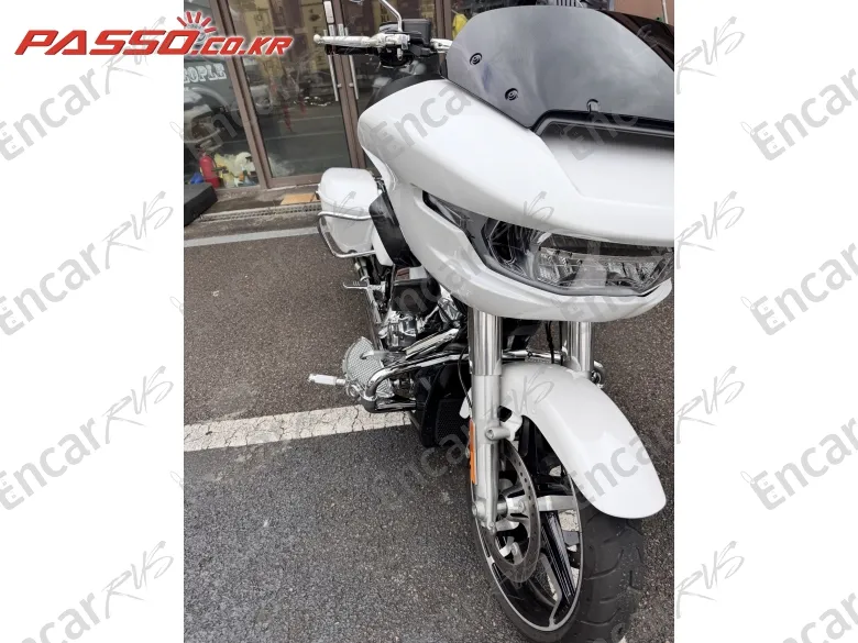 Harley-Davidson Fltr - фото 1