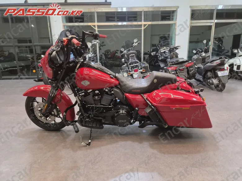 Harley-Davidson Flhxs Street Glide Special - фото 1