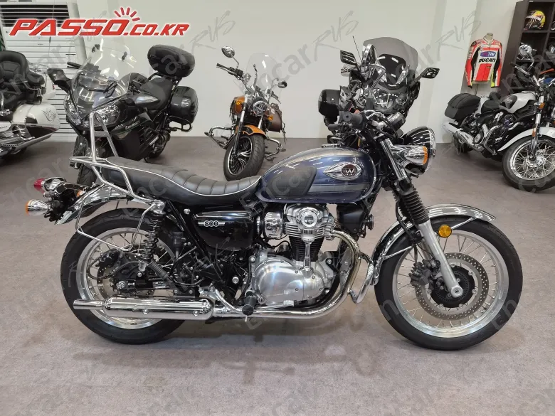 Kawasaki W 800 - фото 0