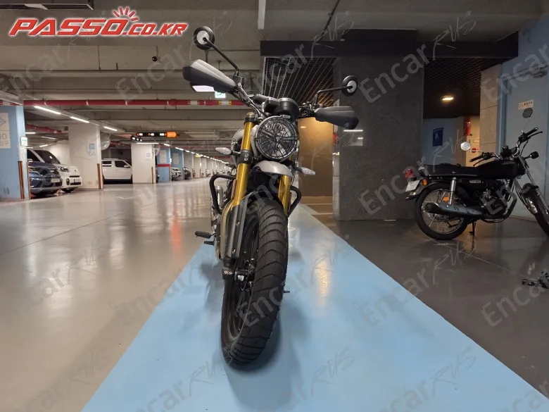 Triumph Scrambler 400 X - фото 4