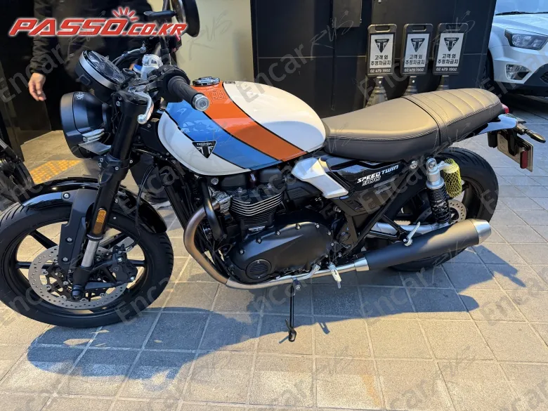 Triumph Speed Twin - фото 1