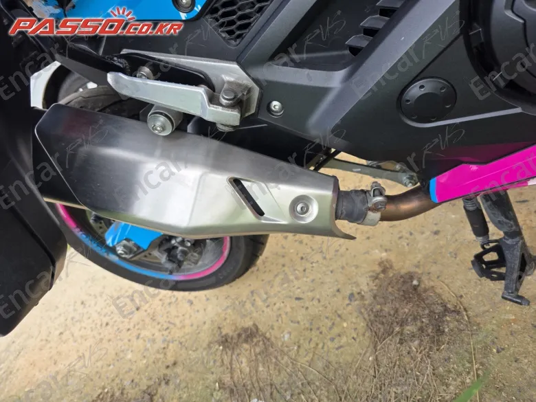 Honda Forza 750 - фото 6