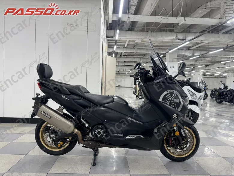 Yamaha T Max 560 - фото 0