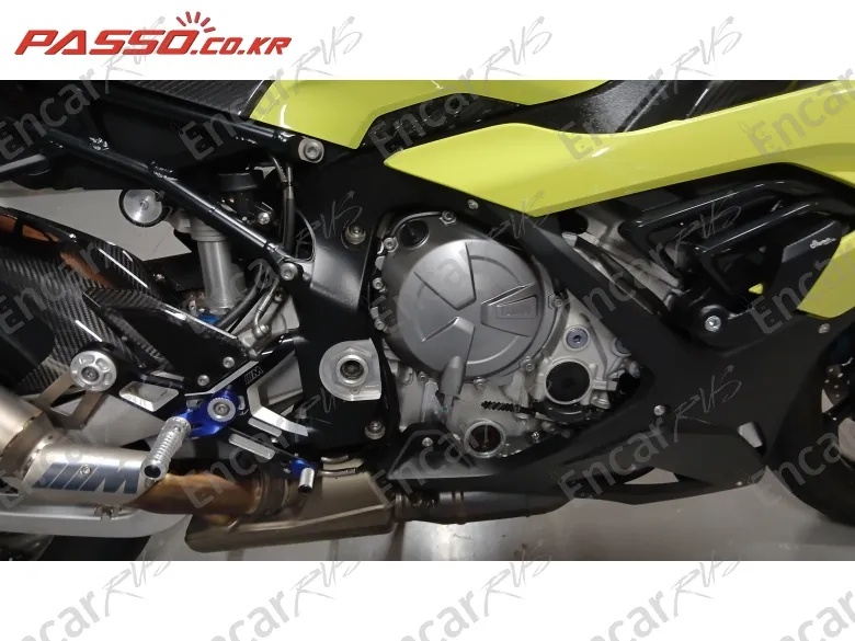 Bmw M 1000 Rr - фото 4