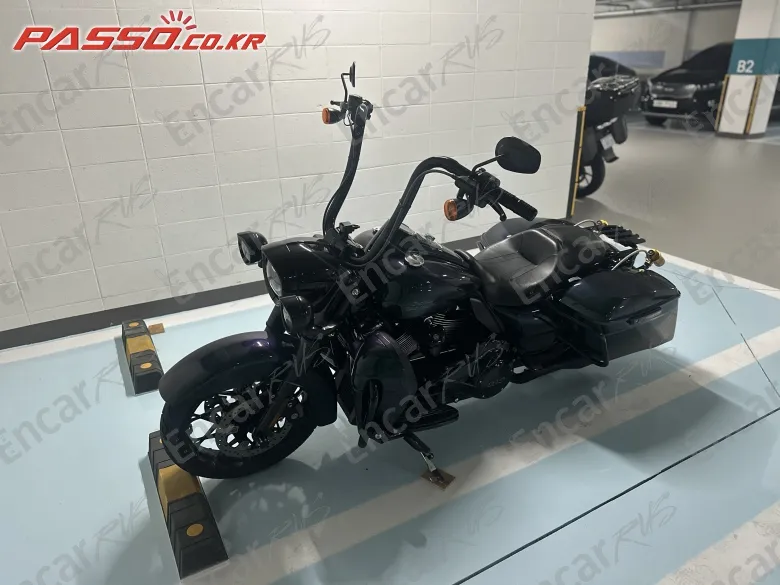 Harley-Davidson Road King Special - фото 1
