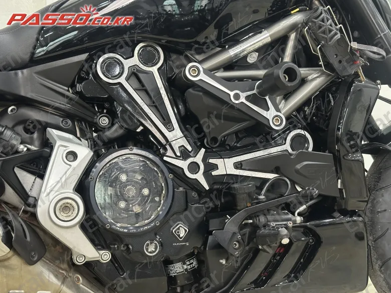 Ducati X Diavel S - фото 4