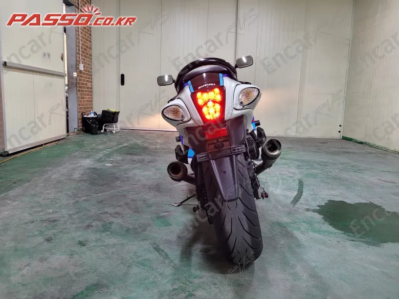 Suzuki Gsx R 1300 Hayabusa - фото 2