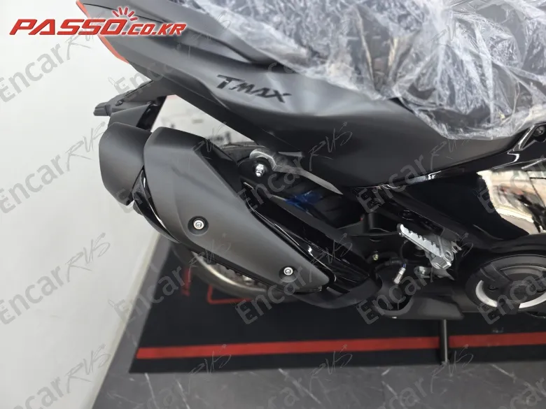 Yamaha T Max 560 - фото 4