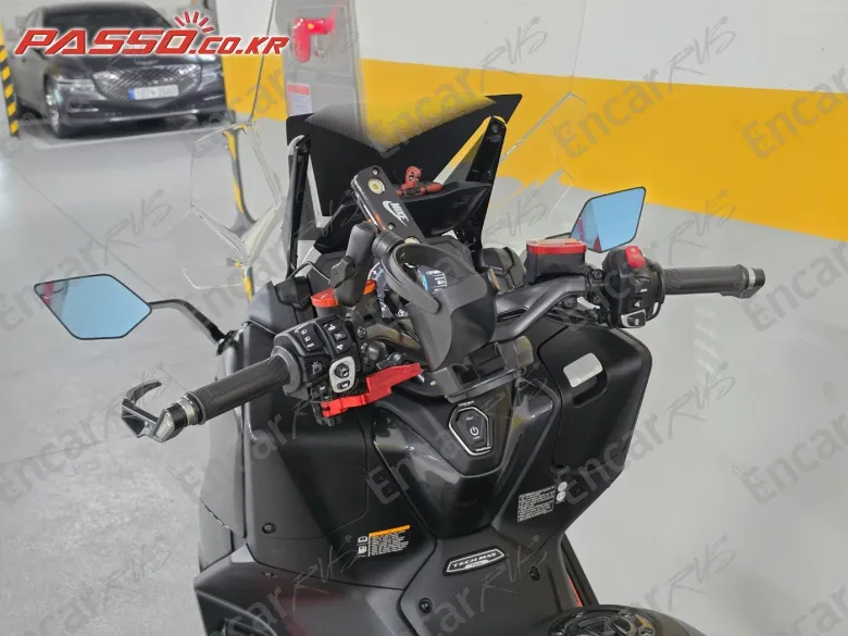 Yamaha T Max 560 - фото 3