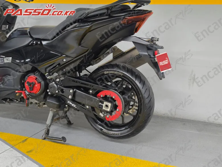 Yamaha T Max 560 - фото 4
