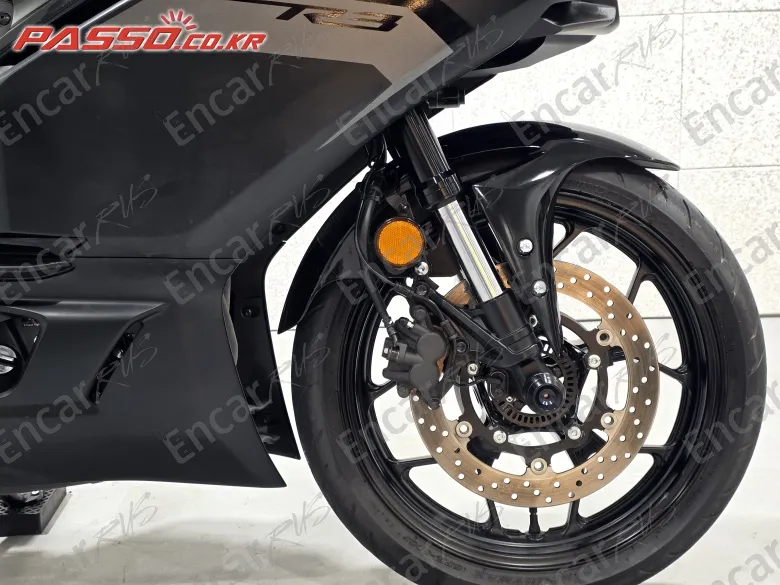 Yamaha Yzf R3 - фото 5