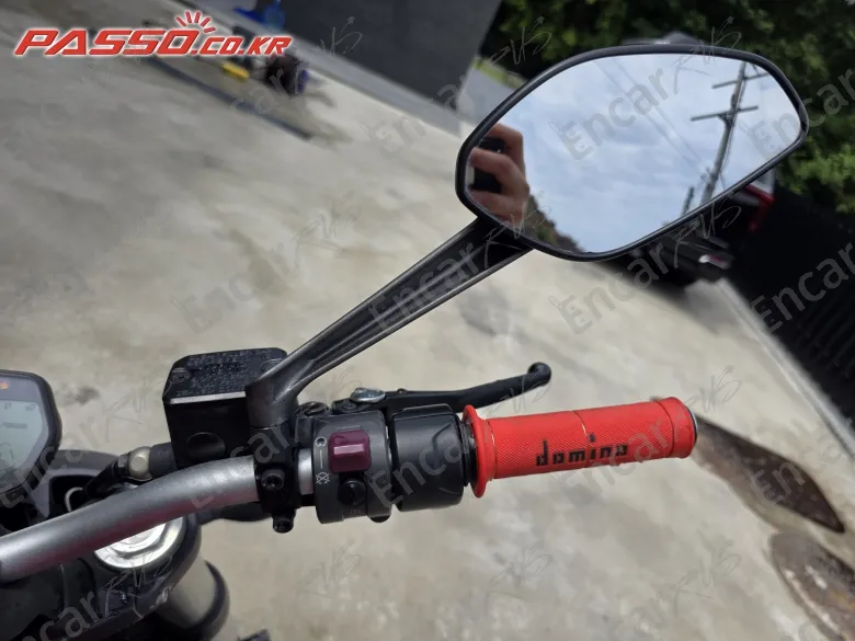 Ducati Monster 821 - фото 3