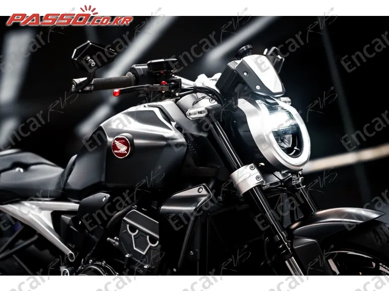 Honda Cb 1000 R - фото 4