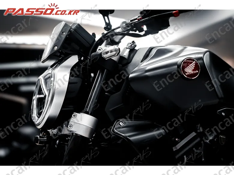 Honda Cb 1000 R - фото 5