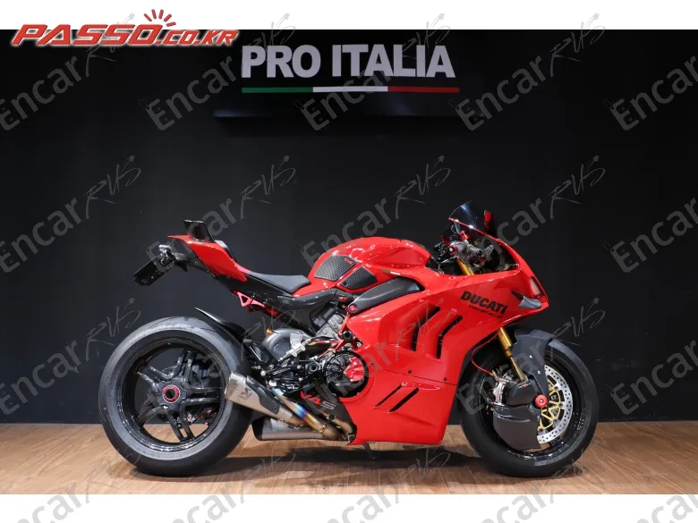 Ducati Panigale V4 S - фото 0
