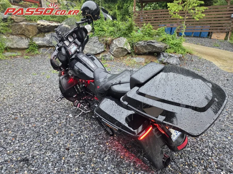 Harley-Davidson Flhxs Street Glide Special - фото 1