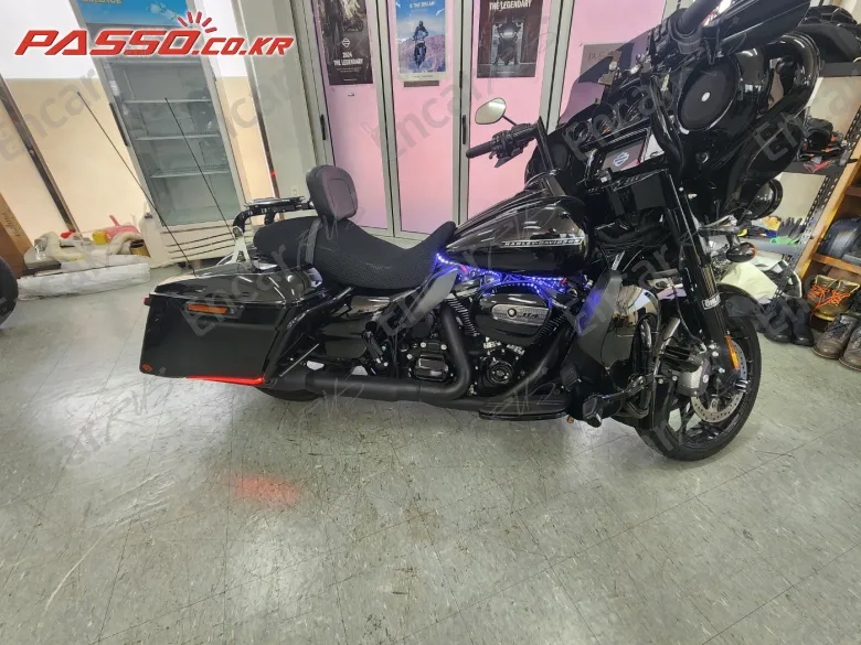 Harley-Davidson Flhxs Street Glide Special - фото 0