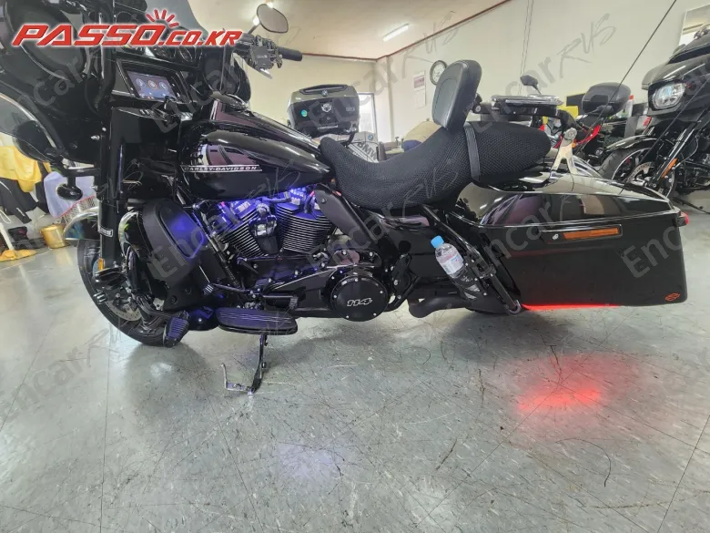 Harley-Davidson Flhxs Street Glide Special - фото 1