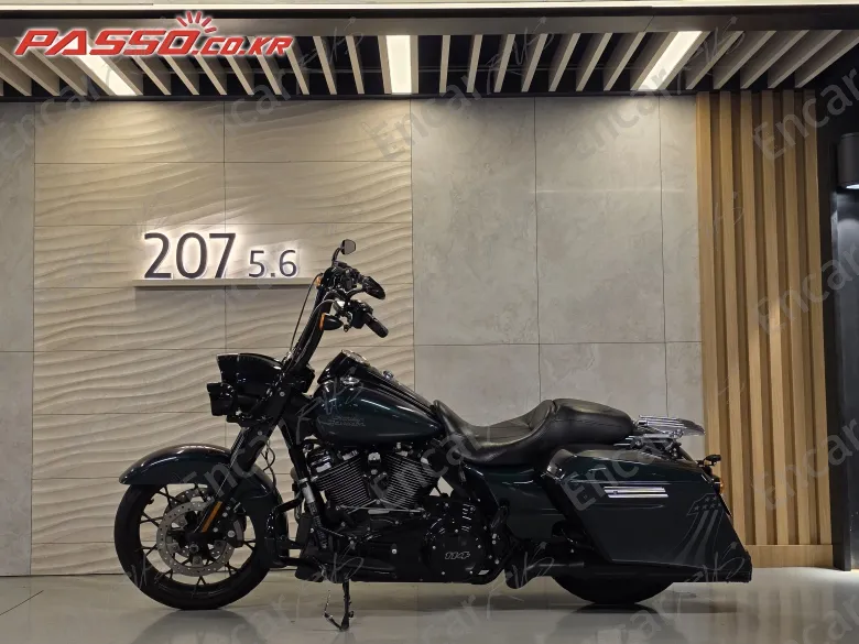 Harley-Davidson Road King Special - фото 1