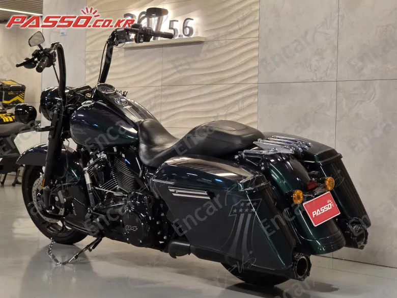 Harley-Davidson Road King Special - фото 2