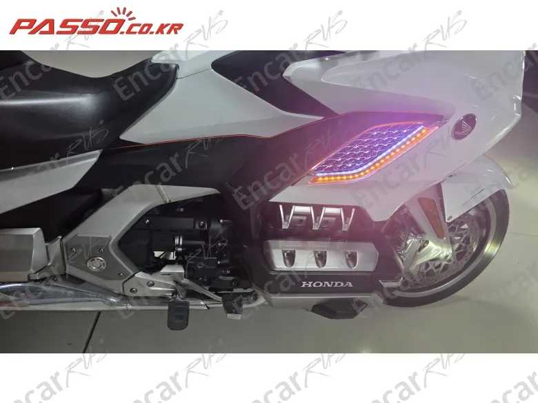 Honda Goldwing Tour Mt - фото 4