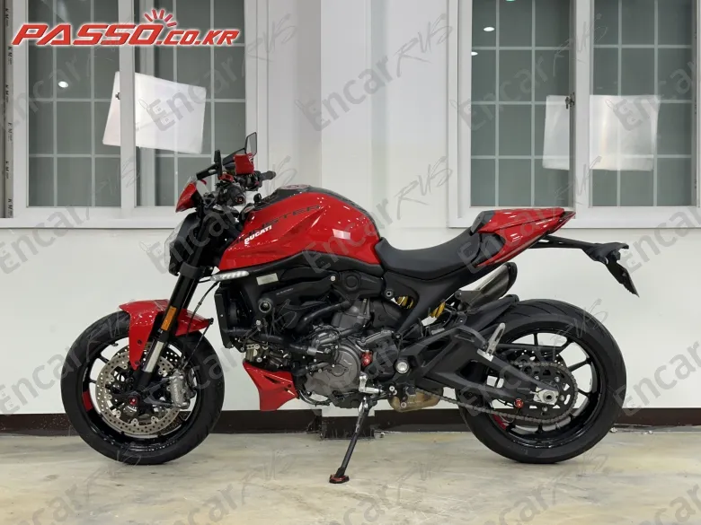 Ducati Monster 937 - фото 1