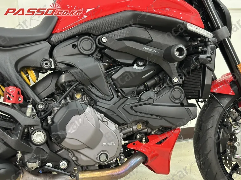 Ducati Monster 937 - фото 4