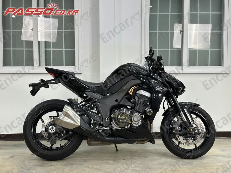 Kawasaki Z 1000 - фото 0
